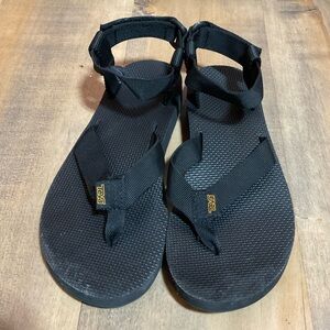 Teva Black Sandal